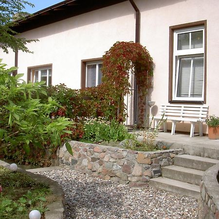 Hotel Gesellschaftshaus Bergen Auf Rugen Exterior foto